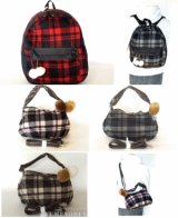 【新入荷】ポンポン付ベロアチェック柄ディパック＆ポンポン付チェック柄2WAY手提げバッグ