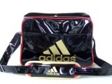 【新入荷】adidasアディダスエナメルショルダーバッグＳ