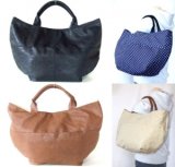 【新入荷】合皮＆水玉柄リバーシブルトートバッグ