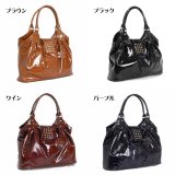 【新入荷】クロコ型押しエナメルトートバッグ