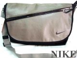 【新入荷】NIKEナイキメッセンジャーバッグ