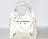 【新入荷】BIOLINAパールカラー高級ハンドバッグ