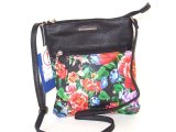 【新入荷】絵画風フラワープリントショルダーバッグ