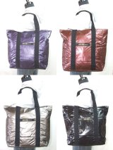 光沢がオシャレなメタリックトートバッグが入荷しました！