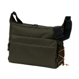 スポーティなデザインのシンプルショルダーバッグが入荷しました！