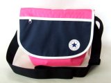 ピンク＆ネイビーのオシャレな色合いのコンバースミニショルダーバッグが入荷しました！