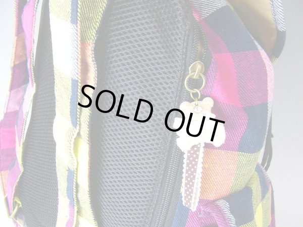 画像4: 【値下げセール品】【４２％ｏｆｆ】熊チャーム付チェック柄リュックサック(２色有) (4)