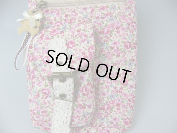 画像3: 【メール便ok】熊チャーム付き小花柄シザーバッグ（３色有） (3)