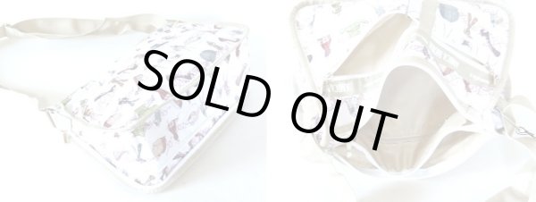 画像2: 【拡幅機能】モデルプリントショルダーバッグ（３色有） (2)