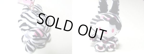 画像2: 【割引有】ハローキティｘニコラゼブラぬいぐるみストラップ (2)