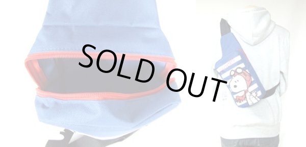 画像3: 【メール便ok】SNOOPYスヌーピーボディバッグ（２色有） (3)