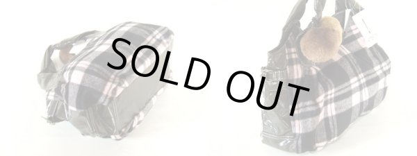 画像2: 【特売】ポンポン付チェック柄手提げバッグ (2)