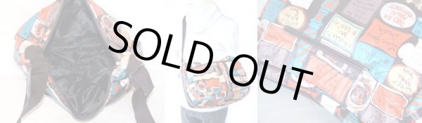 画像3: ポップな英字柄中綿入りショルダーバッグ（３色有） (3)