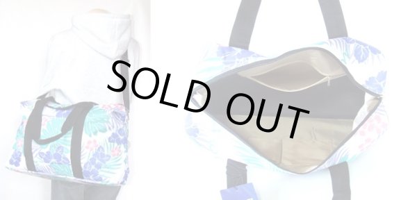 画像3: ハイビスカス＆リーフ柄2wayボストンバッグ（２色有） (3)