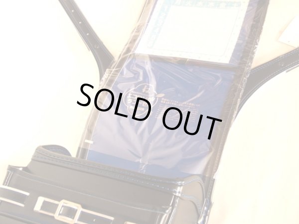 画像4: 在庫特売【送料込】天使のはね青ステッチランドセル黒Ａ４対応 (4)