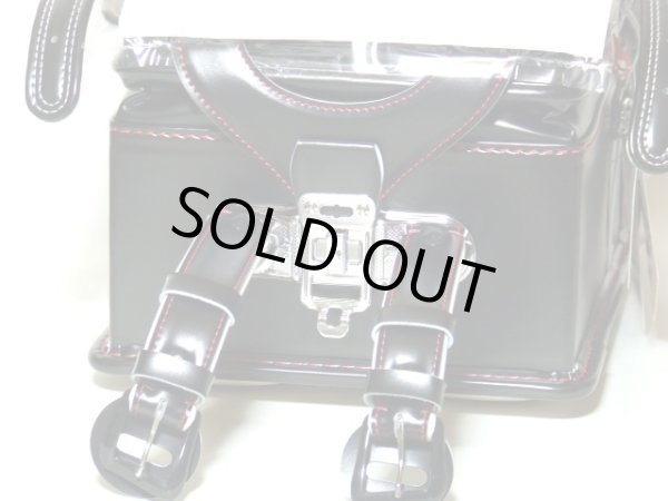 画像4: 在庫特売【送料込】天使のはね赤ステッチランドセル黒Ａ４対応 (4)