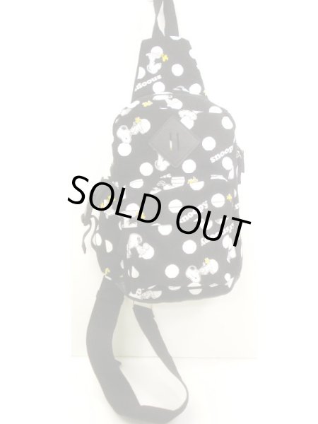 画像2: 【メール便ok】SNOOPYスヌーピードット柄ボディバッグ (2)