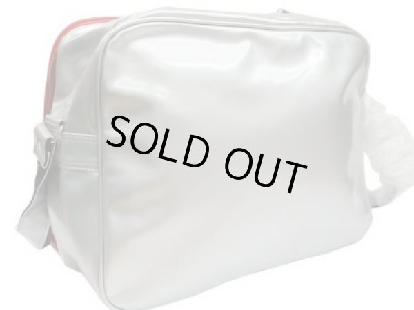 画像2: 【訳あり】CONVERSEコンバースエナメルショルダーバッグ銀 (2)