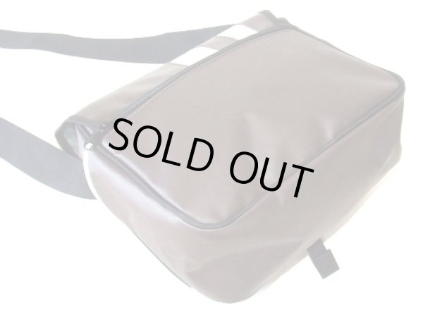 画像3: 【特売】VAUDEリトルアルバート７Ｌショルダーバッグ（２色有） (3)