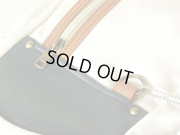 画像5: CUBICCORE帆布ｘ合皮ボディバッグ (5)