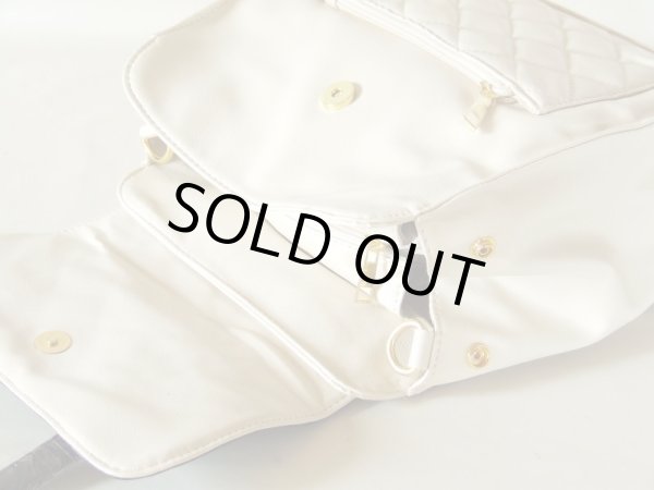 画像4: ＜訳あり＞リュック＆ショルダーキルトデザイン３ＷＡＹバッグ／アイボリー (4)