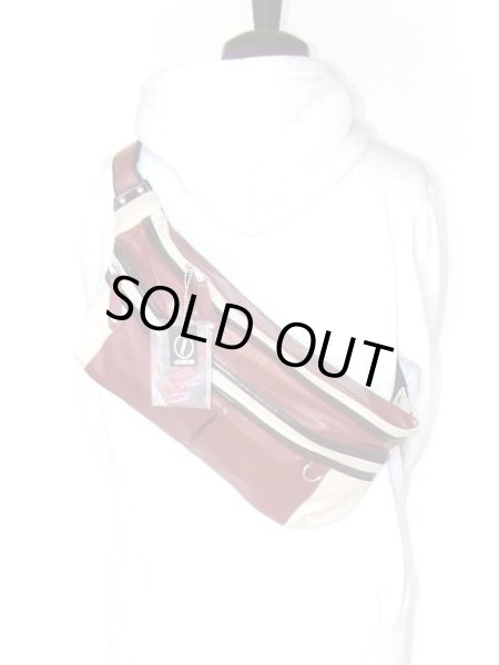 画像5: ＜訳あり＞メンズ＆レディースCOREフェイクレザー革ボディバッグ（４色有） (5)