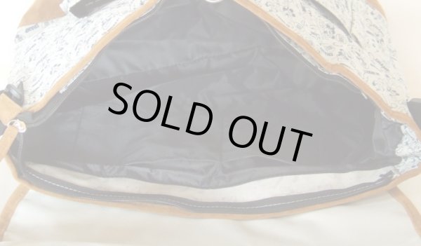 画像5: 【特売】Disneyミッキーマウス総柄メッセンジャーバッグＢ (5)