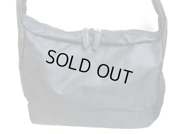 画像2: mobby'sモビーズポケット８個付ショルダーバッグ（３色有） (2)