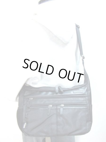 画像5: mobby'sモビーズポケット８個付ショルダーバッグ（３色有） (5)