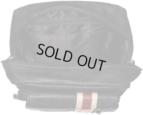 画像4: CUBICCORE　Ａ４対応１ライン合皮ボディバッグ黒 (4)