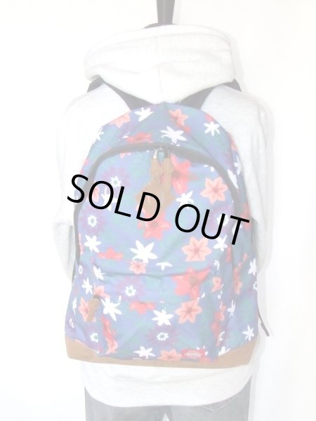 画像7: 【sale】ディッキーズ(Dickies)軽量フラワー柄ディパック■紺 (7)