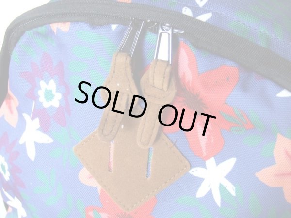 画像4: 【sale】ディッキーズ(Dickies)軽量フラワー柄ディパック■紺 (4)