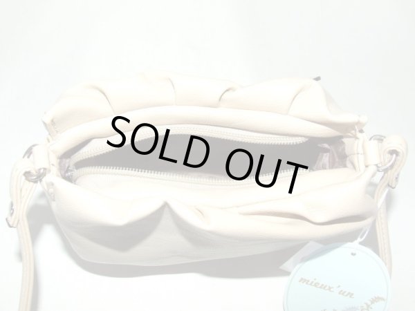 画像4: リボン飾り付き合皮ポシェット横型（ベージュ） (4)