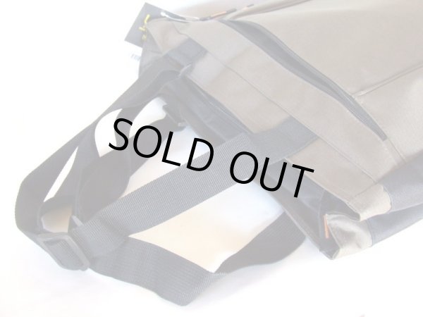 画像4: L.I.Pスポーティーなトートバッグ／カーキ (4)