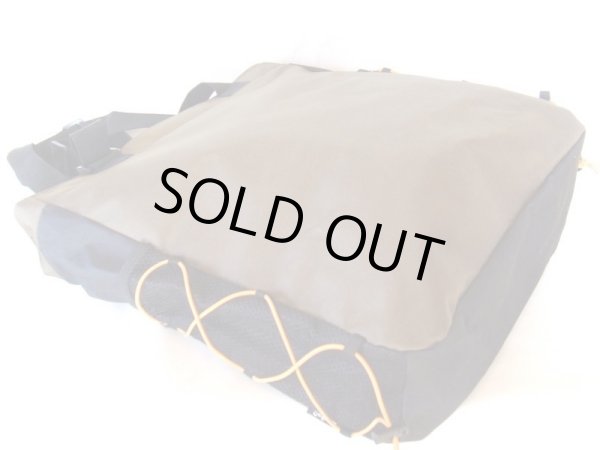 画像2: L.I.Pスポーティーなトートバッグ／カーキ (2)