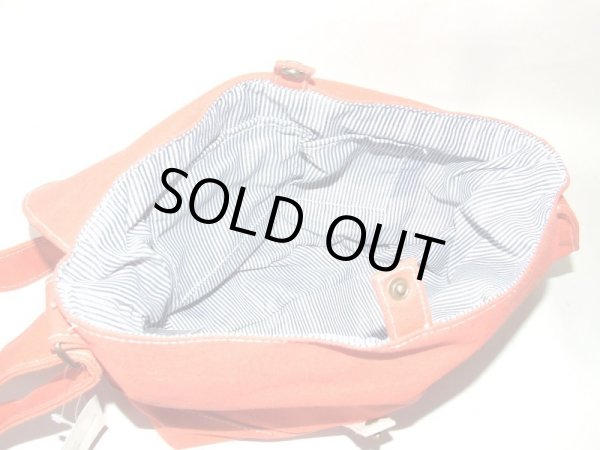 画像6: 小振りサイズのシンプルな帆布ショルダーバッグ／オレンジ (6)