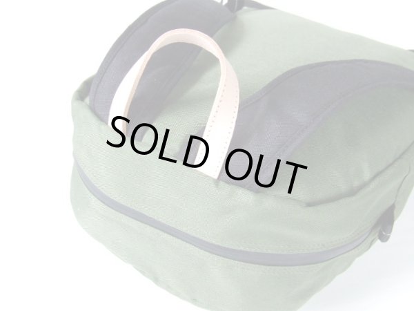 画像4: 【sale】人気のリーバイスLevi'sおしゃれな防水ジップメンズリュックサック／緑 (4)