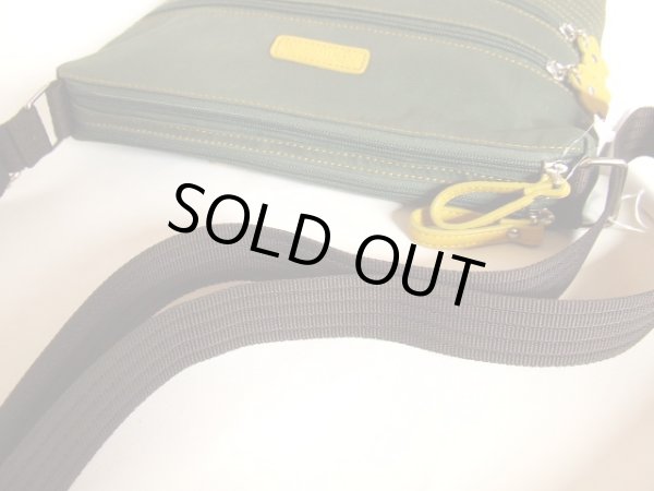 画像5: ２室構造極薄ショルダーバッグ（緑） (5)