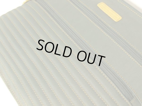 画像4: ２室構造極薄ショルダーバッグ（緑） (4)