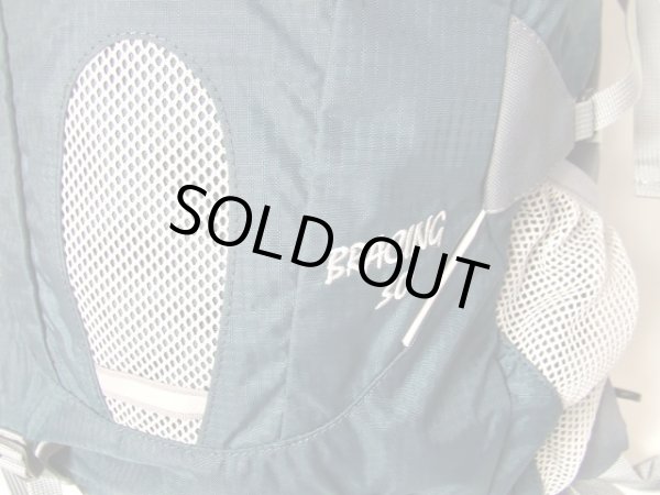 画像2: 【特売】高品質機能的なバックパック３０Ｌ紺 (2)