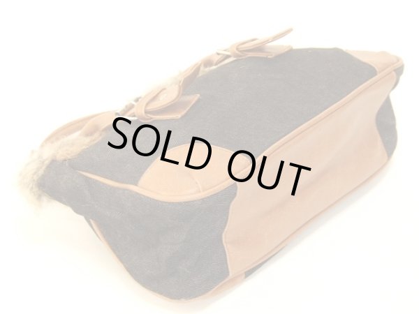 画像2: 天然ラビットファーデニム手提げバッグ (2)