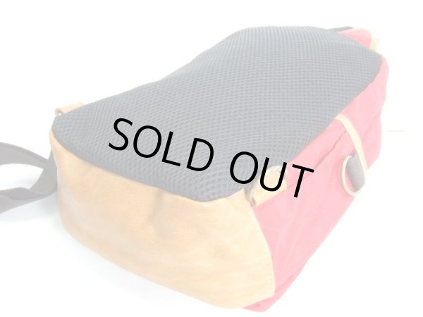 画像2: DEVICEアウトドア丈夫なナイロンボディバッグ赤 (2)