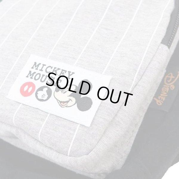 画像2: ミッキーマウスMICKEY刺繍入りボディバッグ黒 (2)