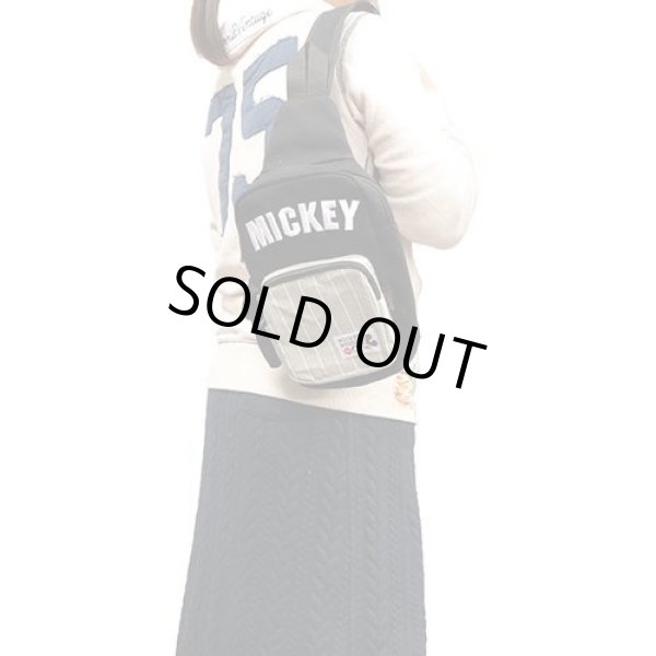 画像5: ミッキーマウスMICKEY刺繍入りボディバッグ黒 (5)