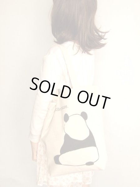 画像4: パンダの背姿イラストかわいい帆布トートバッグ (4)