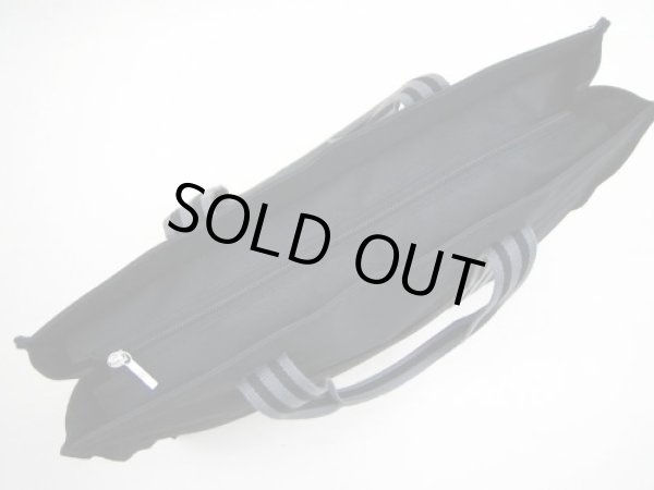 画像2: 通勤通学に！ラインテープビジネストートバッグ (2)