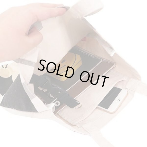 画像3: デイジー(DISNEY)キーストラップ付トートバッグ (3)