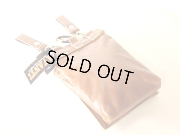 画像2: ワイルド感漂う合皮シザーバッグ【メール便ok】キャメル (2)