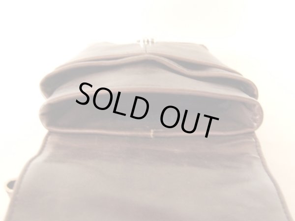 画像8: ワイルド感漂う合皮シザーバッグ（２色有）【メール便ok】 (8)