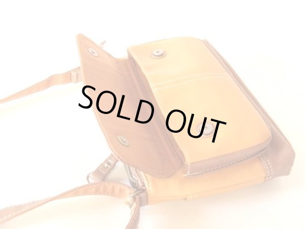 画像4: chiemisacs可愛らしい合皮ショルダーバッグ／キャメル (4)